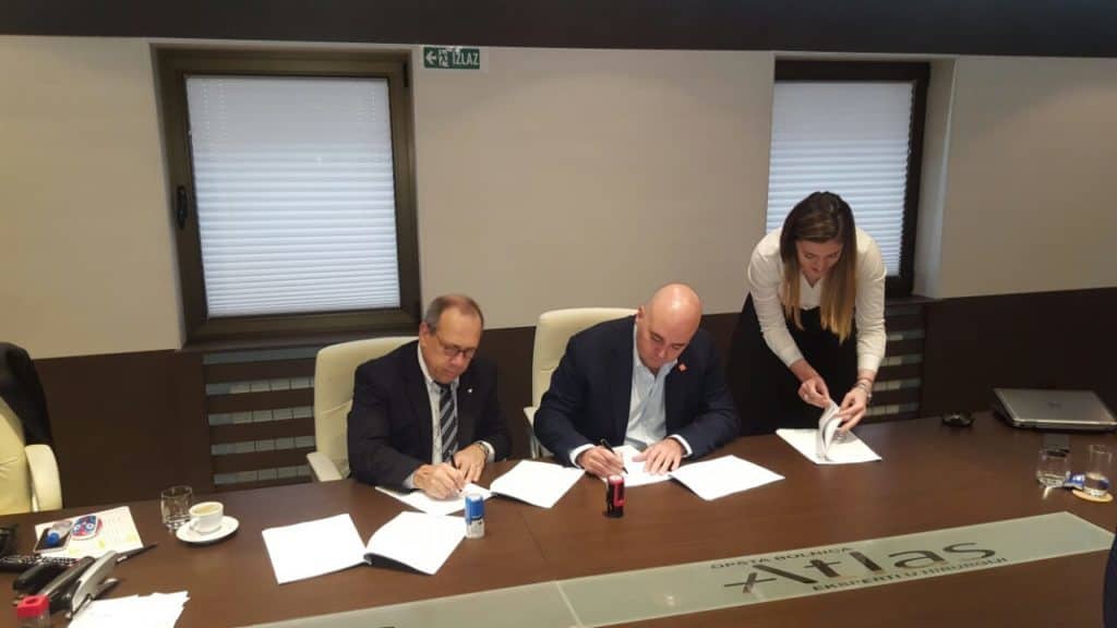 Potpisivanje ugovora o saradnji Medtronica i Atlas opšte bolnice