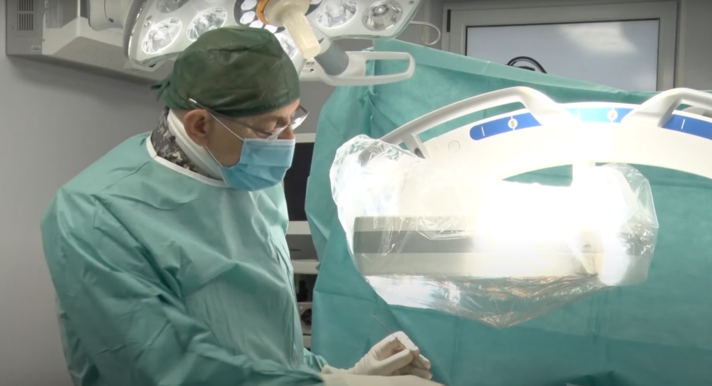 Dr. Milenko Savić - Sacroiliac joint fixation